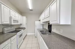 736 Algonquin Dr, Pawleys Island, SC 29585 - Photo 9