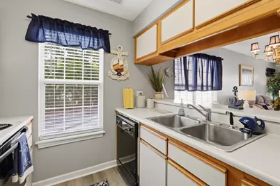 663 Woodmoor Circle #201, Garden City, SC 29576 - Photo 9