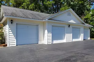 627 Woodmoor Dr, Garden City, SC 29576 - Photo 3