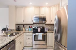 410 Melrose Pl, Myrtle Beach, SC 29572 - Photo 9