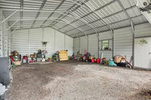 219 W Marion St, Mullins, SC 29574 - Photo 21