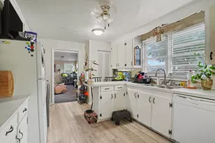526 Boundary Ave, Garden City, SC 29576 - Photo 19