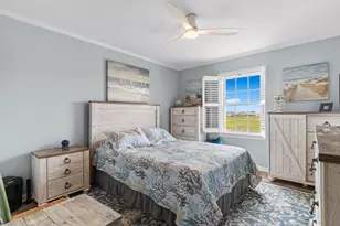300 Marsh Pl, Garden City, SC 29576 - Photo 19