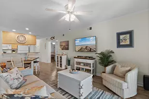 300 Marsh Pl, Garden City, SC 29576 - Photo 17