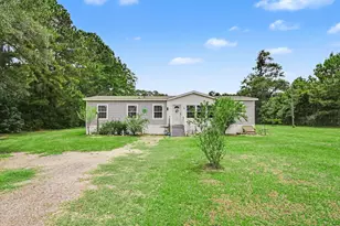 160 Genesis Dr, Georgetown, SC 29440 - Photo 1