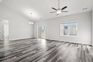 1054 Dogwood St, Aynor, SC 29511 - Photo 3