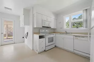 3841 Spruce Dr, Myrtle Beach, SC 29577 - Photo 11