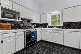 4044 Willow Creek Rd, Florence, SC 29505 - Photo 15