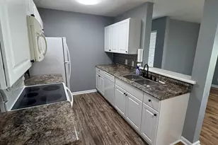 8725 Chandler Dr, Myrtle Beach, SC 29575 - Photo 5