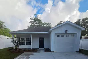 4513 Pelican St, North Myrtle Beach, SC 29582 - Photo 1