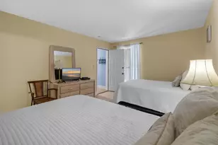 200 Stillwood Dr, Pawleys Island, SC 29585 - Photo 27