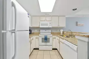 2000 N Ocean Blvd, Myrtle Beach, SC 29577 - Photo 5