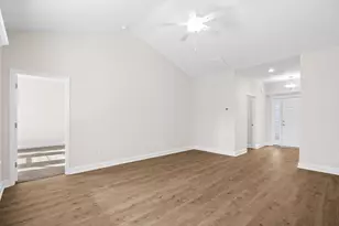 1320 Lakeside Dr, Conway, SC 29526 - Photo 5