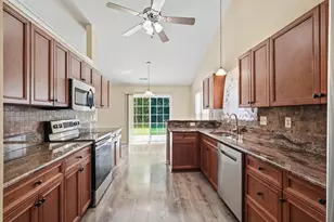 465 Carolina Woods Dr, Myrtle Beach, SC 29588 - Photo 15