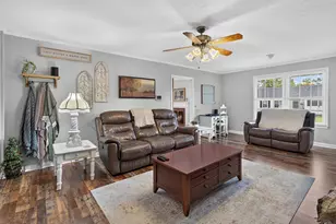 300 E Lloyd St, Mullins, SC 29574 - Photo 17