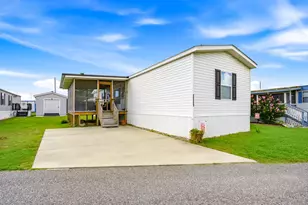 1521 Tanglewood Ave, North Myrtle Beach, SC 29582 - Photo 1