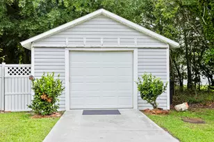 209 Melrose Ave, Mullins, SC 29574 - Photo 23
