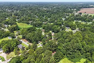 411 E Wine St, Mullins, SC 29574 - Photo 25