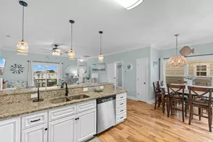 125 Garden City Retreat Dr, Garden City Beach, SC 29576 - Photo 9
