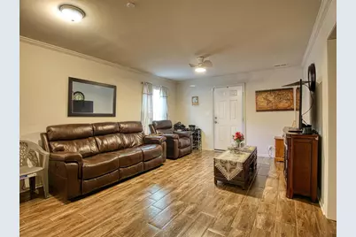 215 W James St., Mullins, SC 29574 - Photo 3