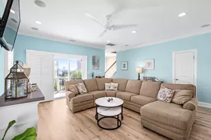 141 Garden City Retreat Dr, Garden City, SC 29576 - Photo 15