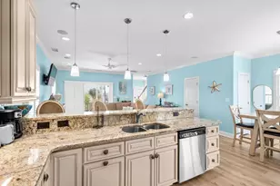 141 Garden City Retreat Dr, Garden City, SC 29576 - Photo 23