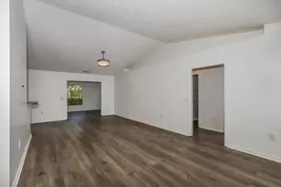 454 Carolina Hickory St, Loris, SC 29569 - Photo 3