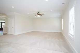 305 Triton Ct, Murrells Inlet, SC 29576 - Photo 9