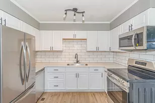 325 Grices Ferry Ct, Mullins, SC 29574 - Photo 3