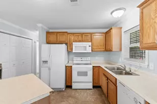 1017 Holt Rd, Conway, SC 29526 - Photo 3