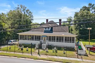 319 W Marion St, Mullins, SC 29574 - Photo 5