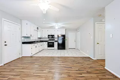 104 S Eaddy St., Hemingway, SC 29554 - Photo 3