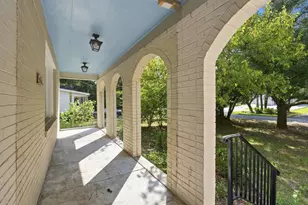 462 Lakeshore Dr, Pawleys Island, SC 29585 - Photo 3