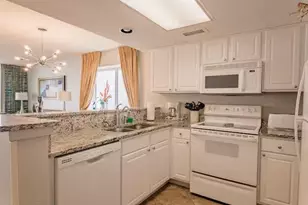 2000 N Ocean Blvd, Myrtle Beach, SC 29577 - Photo 7