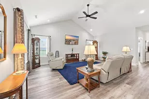 1413 Crooked Hook Rd, North Myrtle Beach, SC 29582 - Photo 11