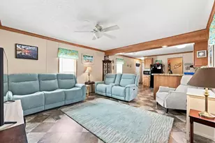818 Wayne St, North Myrtle Beach, SC 29582 - Photo 5