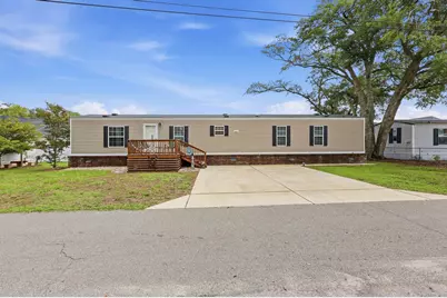 818 Wayne St., North Myrtle Beach, SC 29582 - Photo 1