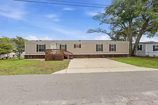 818 Wayne St, North Myrtle Beach, SC 29582 - Photo 1