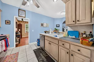 466 Old Plantation Dr, Pawleys Island, SC 29585 - Photo 13