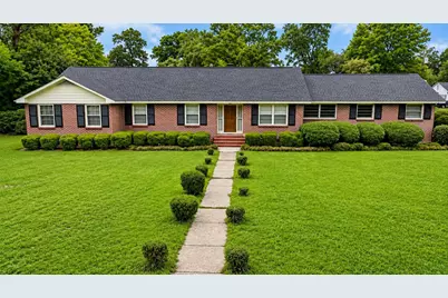 700 E Roosevelt St., Dillon, SC 29536 - Photo 1