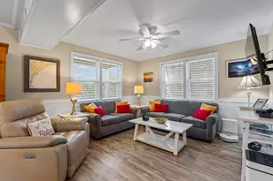709 Parker Dr, Pawleys Island, SC 29585 - Photo 7