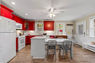 709 Parker Dr, Pawleys Island, SC 29585 - Photo 9