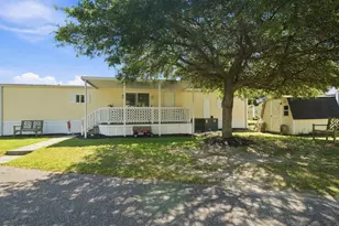 800 Waterway Dr, North Myrtle Beach, SC 29582 - Photo 1