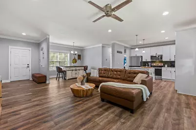 389 2nd Ave. S, Garden City, SC 29576 - Photo 5