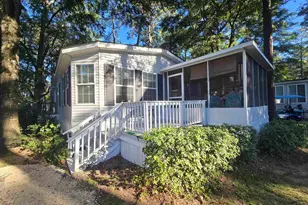 404 Delton Dr, Garden City Beach, SC 29576 - Photo 5
