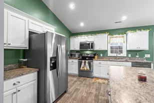 905 Futrell St, Loris, SC 29569 - Photo 13