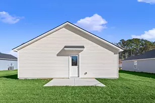 256 Pleasant Valley Dr, Loris, SC 29569 - Photo 5
