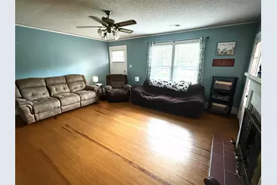 222 E Hampton St., Olanta, SC 29114 - Photo 5