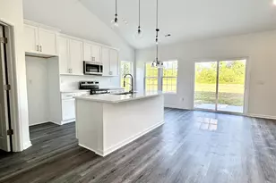304 Miller St, Chadbourn, NC 28431 - Photo 5