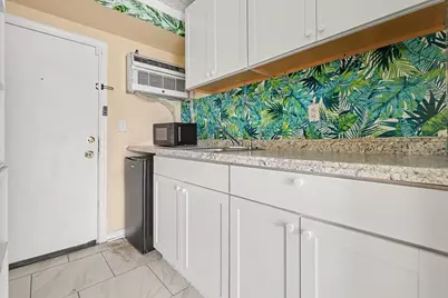 1600 S Ocean Blvd. #320, Myrtle Beach, SC 29577 - Photo 5